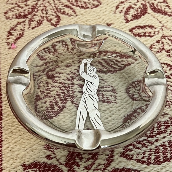 Art Deco Glass Ashtray with Sterling Overlay of a Golfer Swinging a Club - Picture 2 of 7